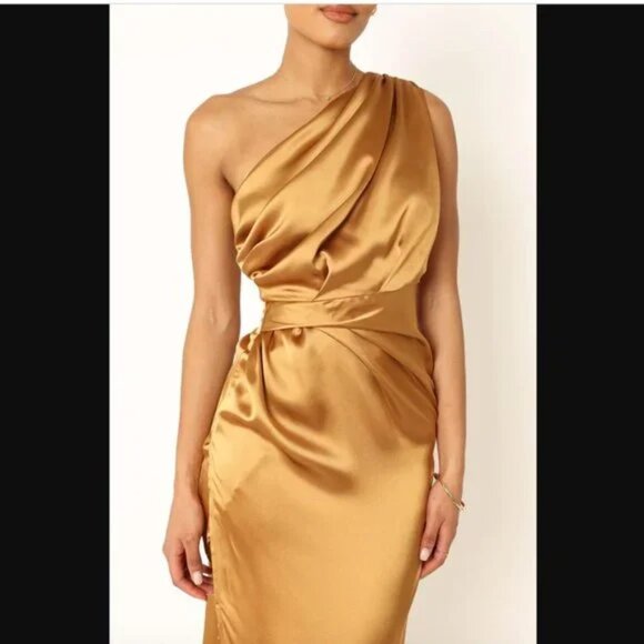 Petal & Pup Gold One Shoulder Dress - Picture 5 of 15